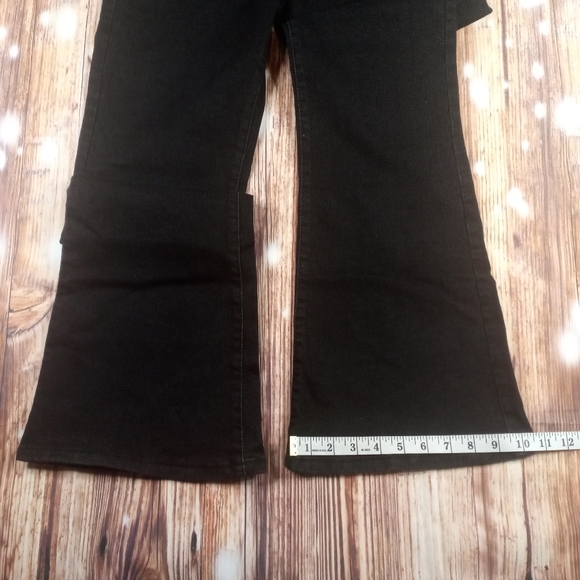 NWT HIGH RISE TENGFU BLACK FLARED LEG JEANS SIZE 6 - Picture 8 of 14